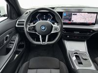 BMW 330 - Vorschau Bild 14