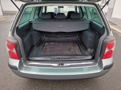 Fahrzeugabbildung Volkswagen Passat Variant 2.0 Basis HU 07/2027