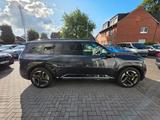 Kia EV9 GT-Line AWD | 7-Sitzer | 5.400 km | Fast - graue Kia EV9