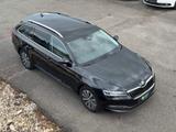Skoda Superb Combi Style 2.0 TDI AHK ACC LINK NAVI PDC - Skoda Superb mit Diesel-Antrieb: Kombi, Schaltgetriebe