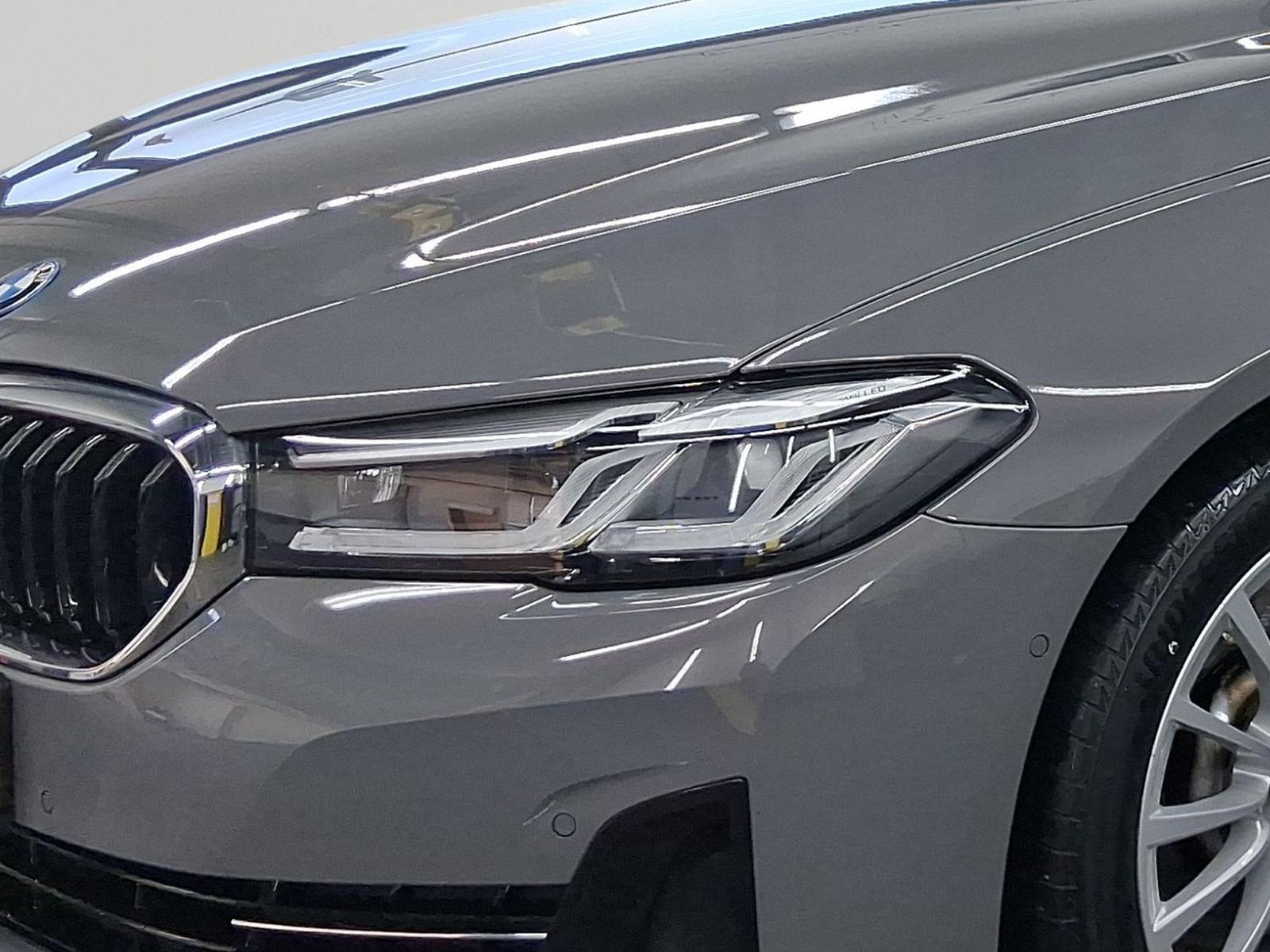 BMW 530e DrivAss*ParkAss*Head-Up*Lenkradheizung