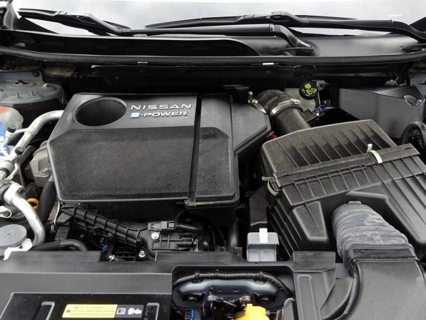 Fahrzeugabbildung Nissan Qashqai 1.5 VC-T  e-Power  Black Edition