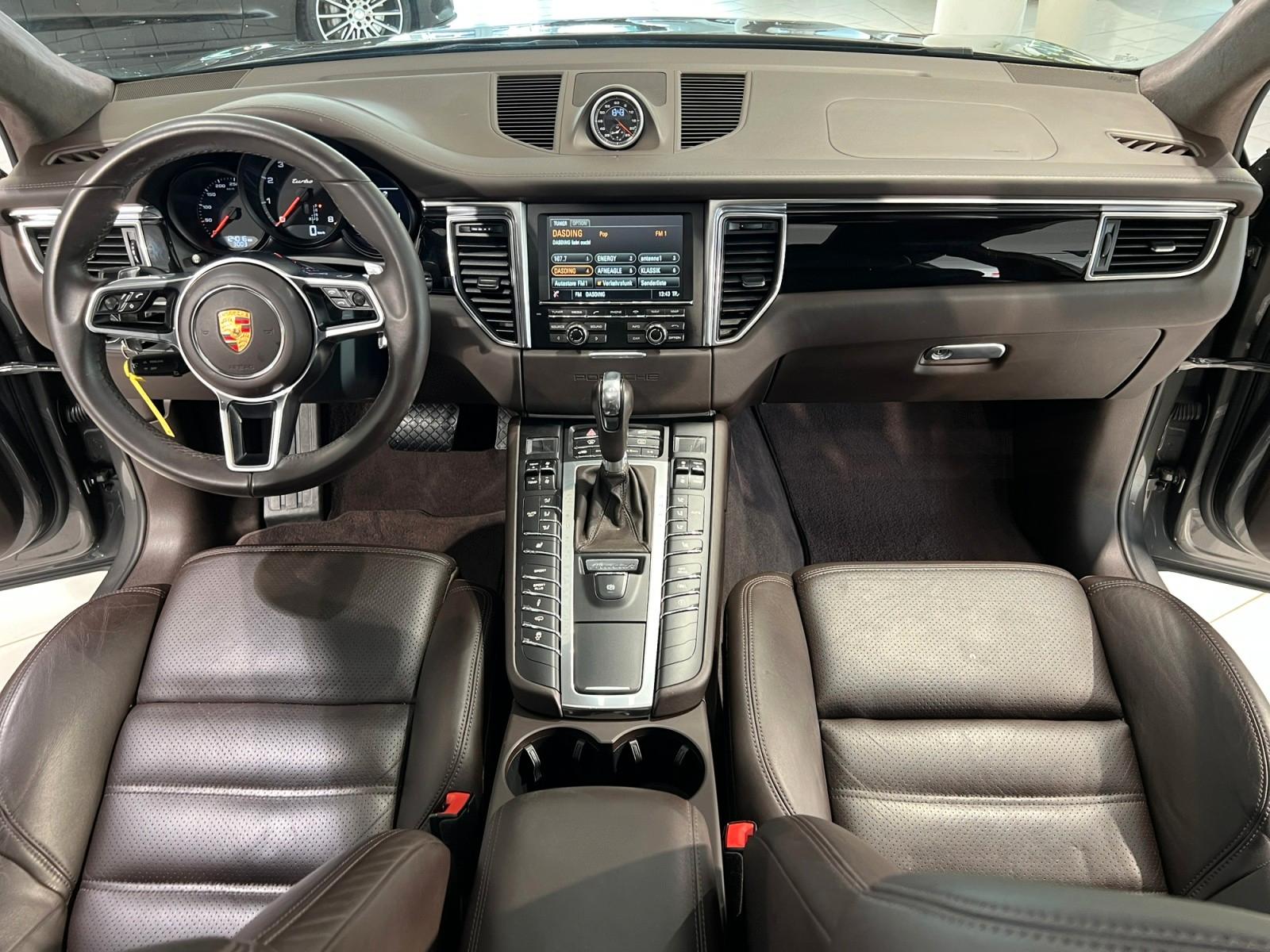 PORSCHE MACAN TURBO - 400 ch