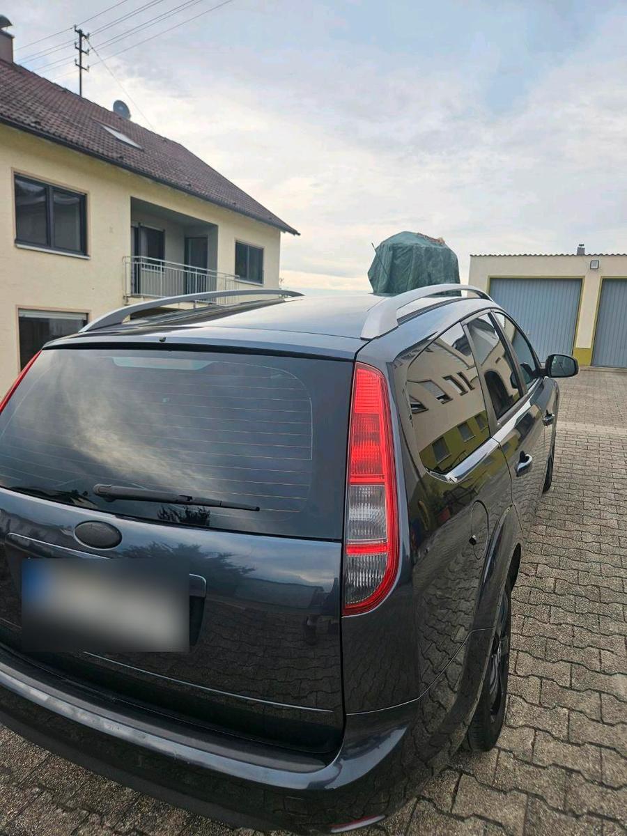 Ford Focus 2010 — photo 5