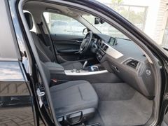 Fahrzeugabbildung BMW 118 d Advantage LED NAVI SHZ PDC