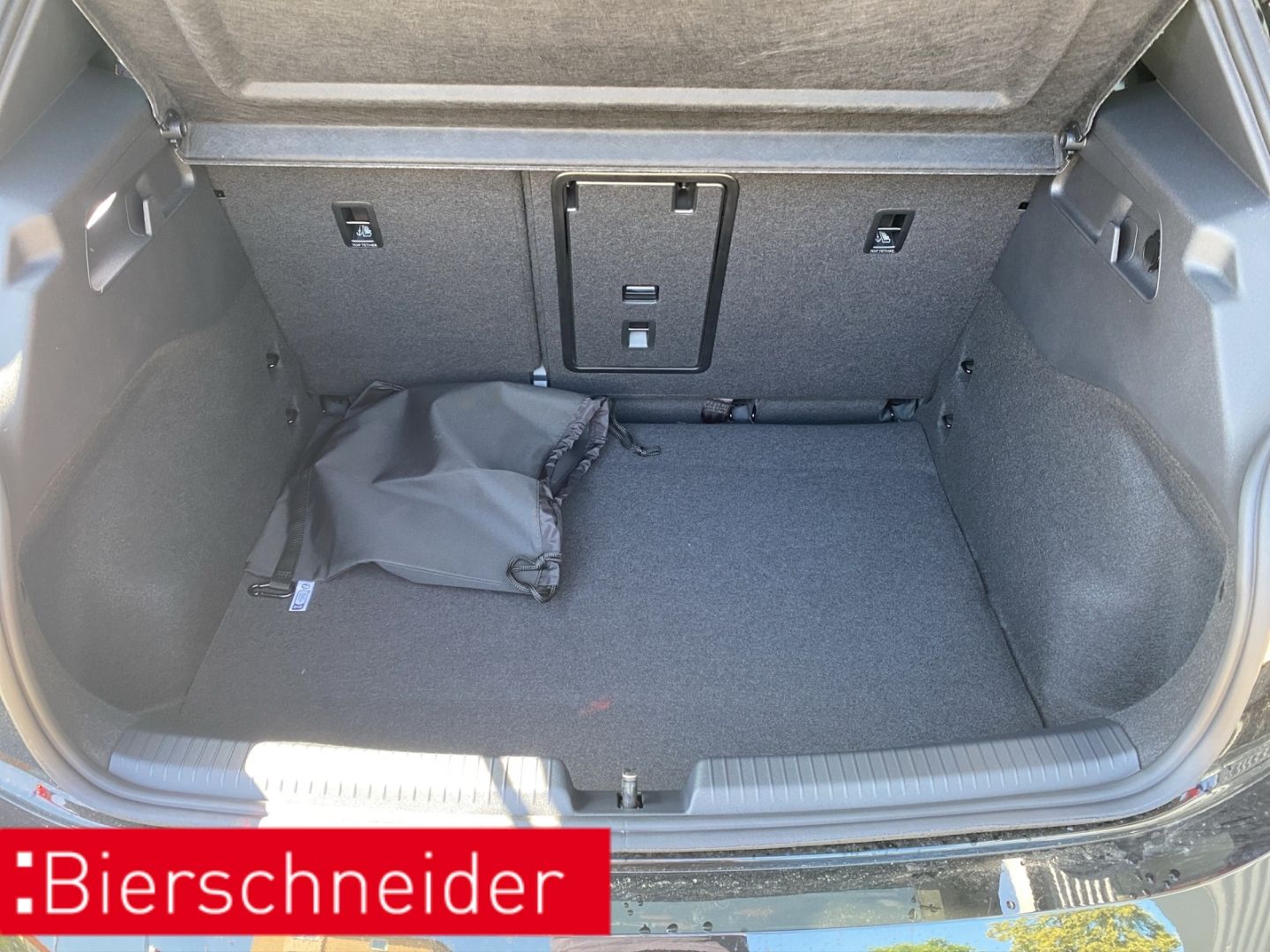 Cupra Born - Bild 12