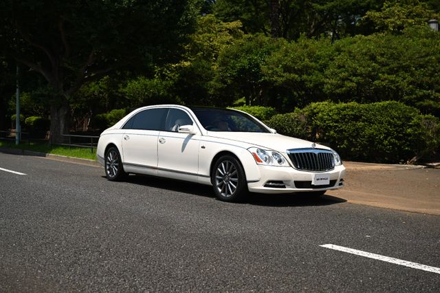 Maybach 62s Landaulet