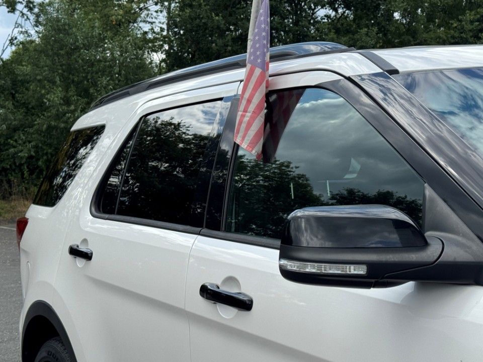 Fahrzeugabbildung Ford Explorer 3.5 Ecoboost 4x4 Sport Leder PDC