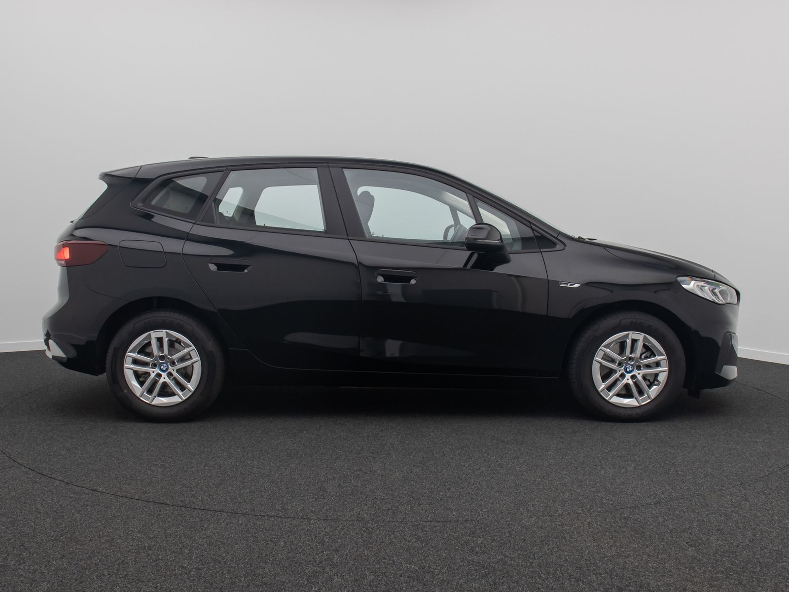 Fahrzeugabbildung BMW 225 Active Tourer DAB ParkAs DriveAss Kamera