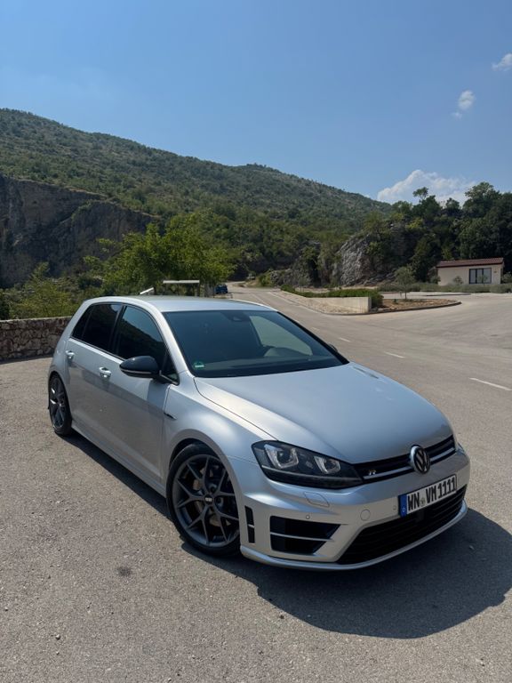 Image of Volkswagen Golf