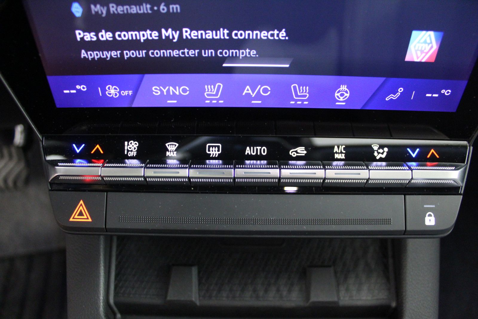 Fahrzeugabbildung Renault Scenic E-Tech 220 Long Range Paket Iconic