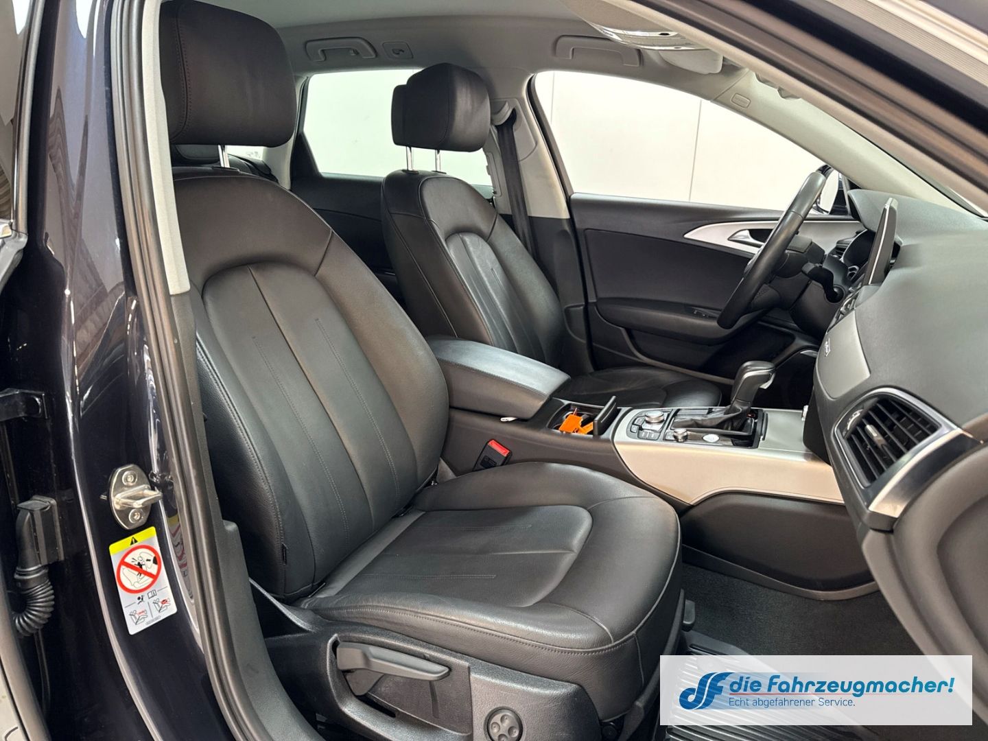 Fahrzeugabbildung Audi A6 Avant 2.0 TDI quattro AHK-klappbar Navi Leder