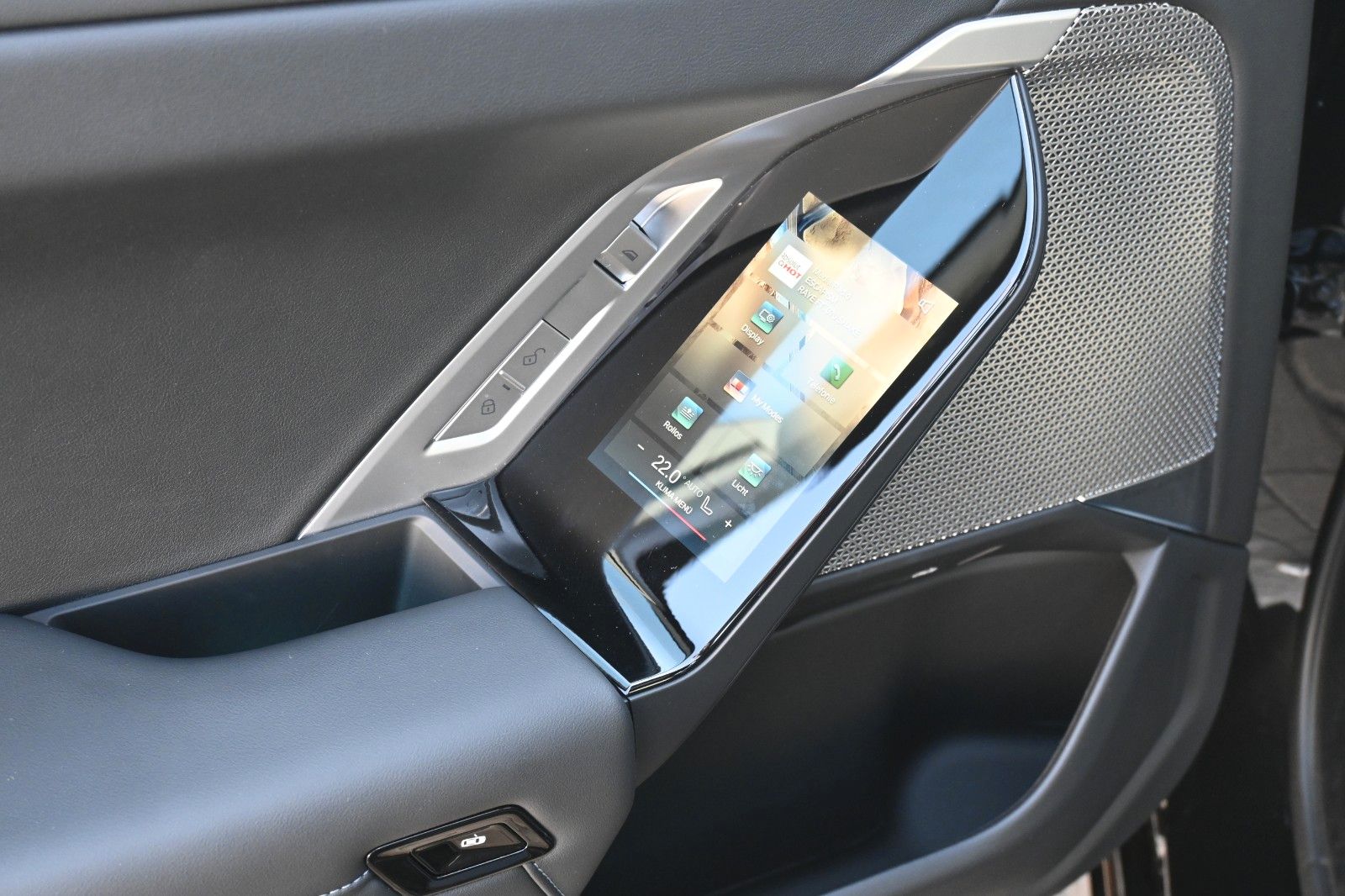 Fahrzeugabbildung BMW 740 d xDrive M Sport*PANO*Shadow*MIETKAUF