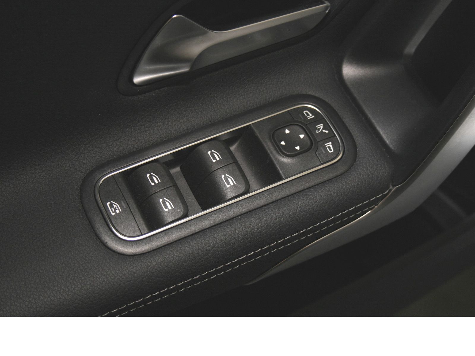 Fahrzeugabbildung Mercedes-Benz A 180 Progres. Line Advanced *Pano-Dach*Winter-P