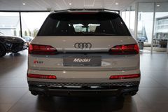 AUDI SQ7 TFSI | Pano | Carbon | HuD | B&O | Nardograu AUDI SQ7 TFSI | Pano | Carbon | HuD | B&O | Nardograu