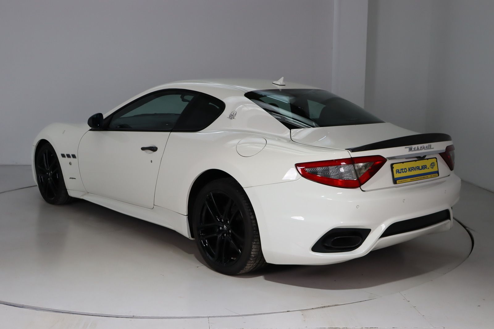 Fahrzeugabbildung Maserati Granturismo Sport * Bi-Xenon * Navi * RFK