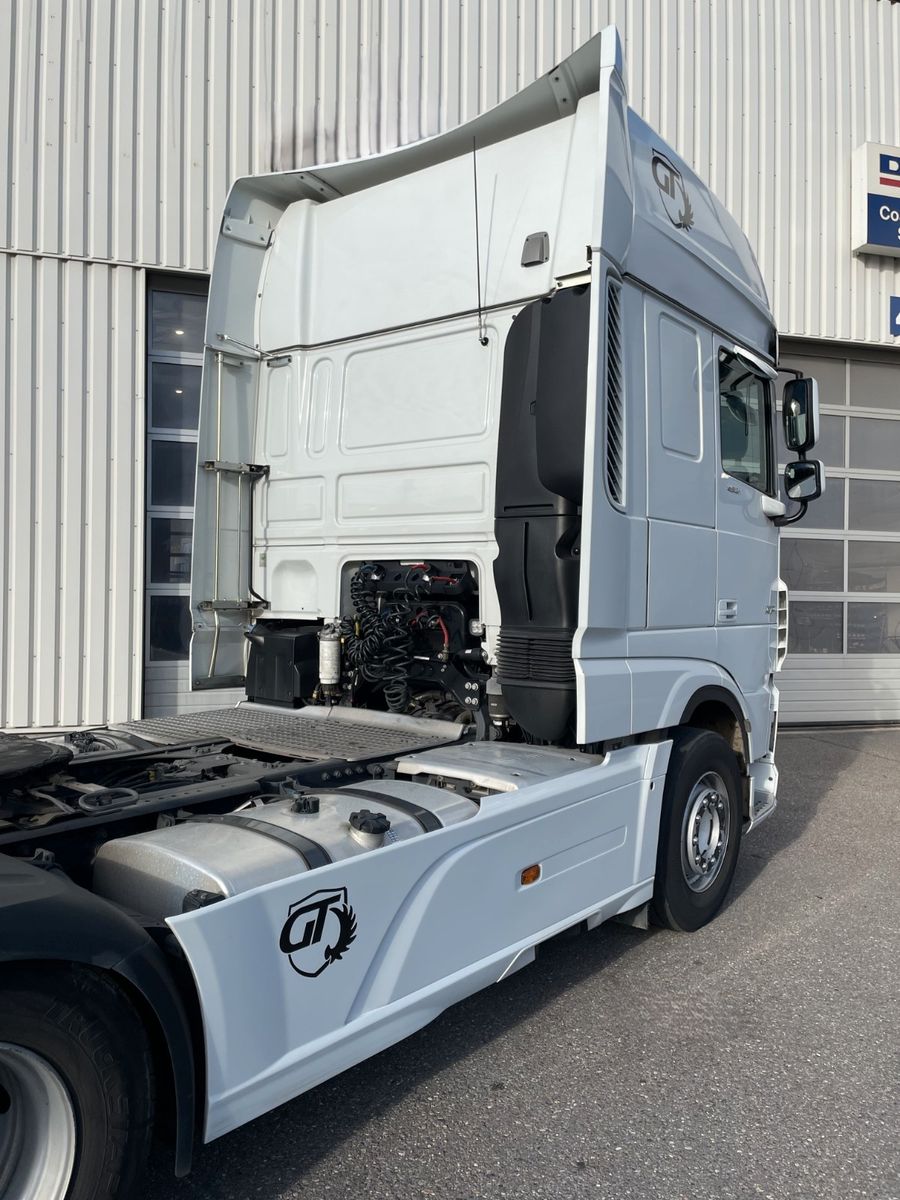 Fahrzeugabbildung DAF FT XF480 SSC, 2x Tank, Standklima, Lampenbügel