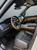 Land Rover Range Rover P615 SV LWB Sign. Suite Seidenmatt - Land Rover aus 2024