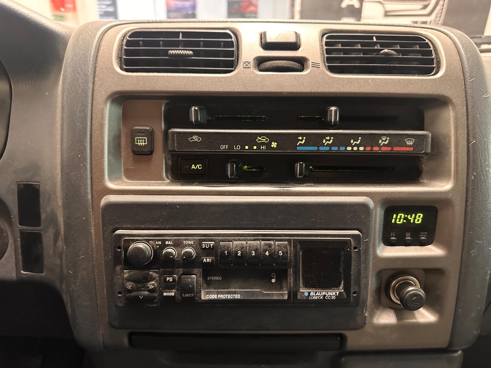 Toyota Hiace HI-ACE Kasten TD