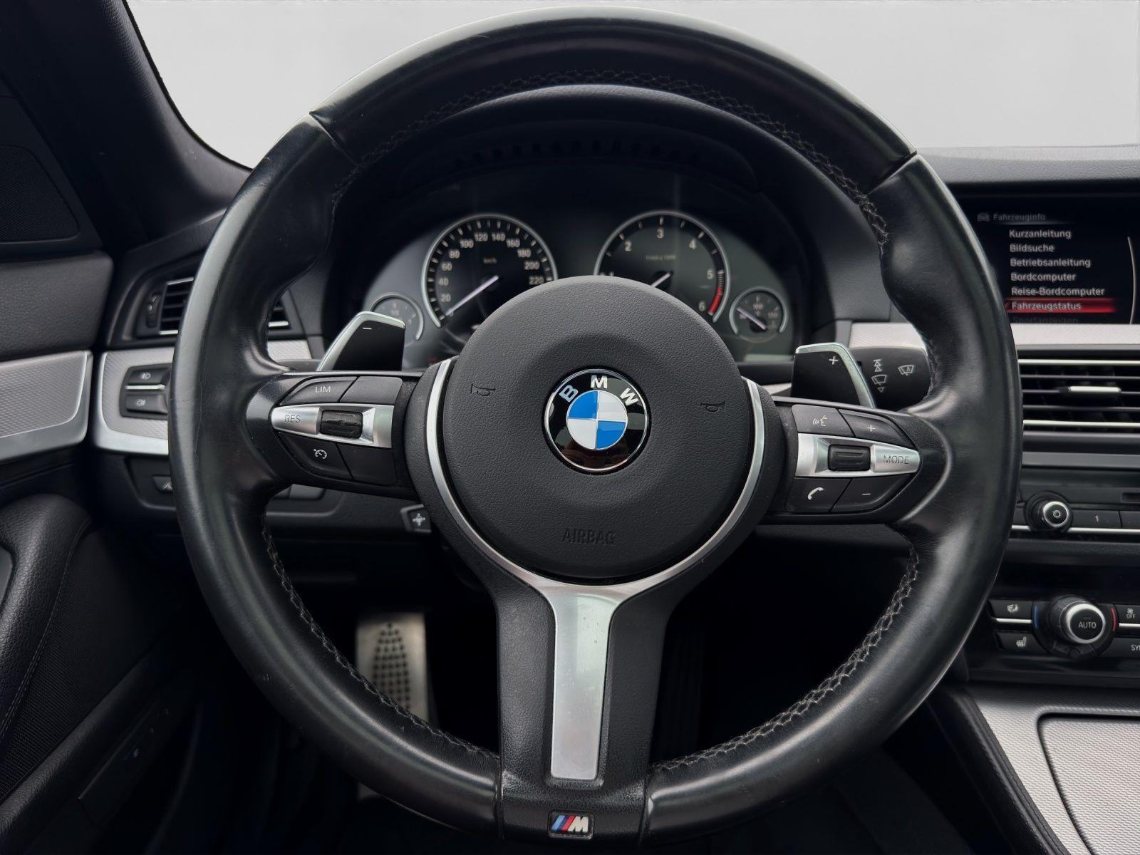 BMW 530 xD Touring M SPORTPAKET AHK PANO LEDER