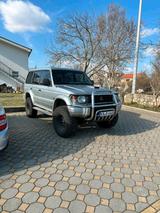 Mitsubishi Pajero 28 Td Mk2 V20 - gebrauchte Mitsubishi Pajero aus dem Jahr 2000