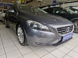 Volvo V40 Momentum/BI-XENON/NAVI/AHK/KLIMA/ALU/ - Volvo V40 in Köln