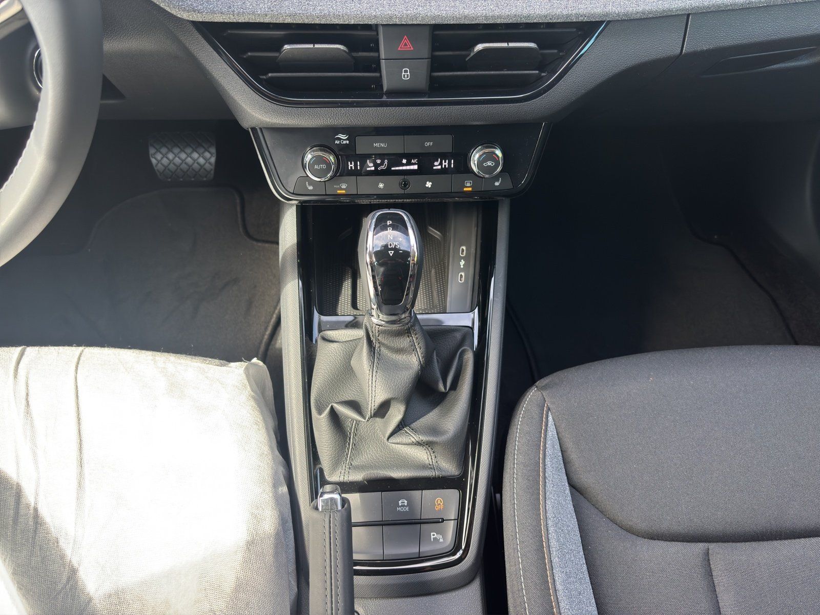 Fahrzeugabbildung SKODA Scala Tour 1,0 TSI 85 kW DSG
