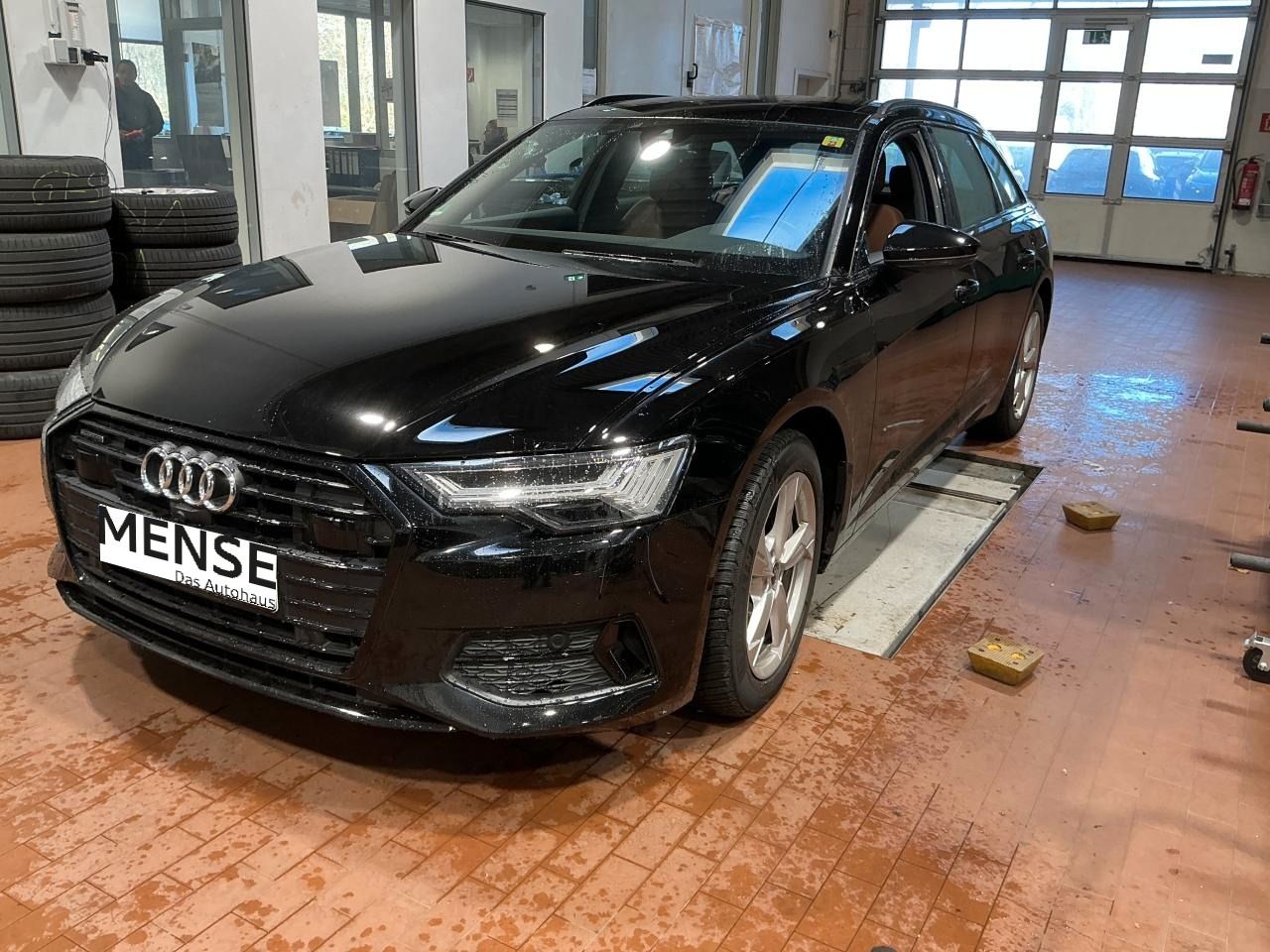 Audi A6 Avant 50 TFSIe quattro tiptronic Sport Matrix imagem 2
