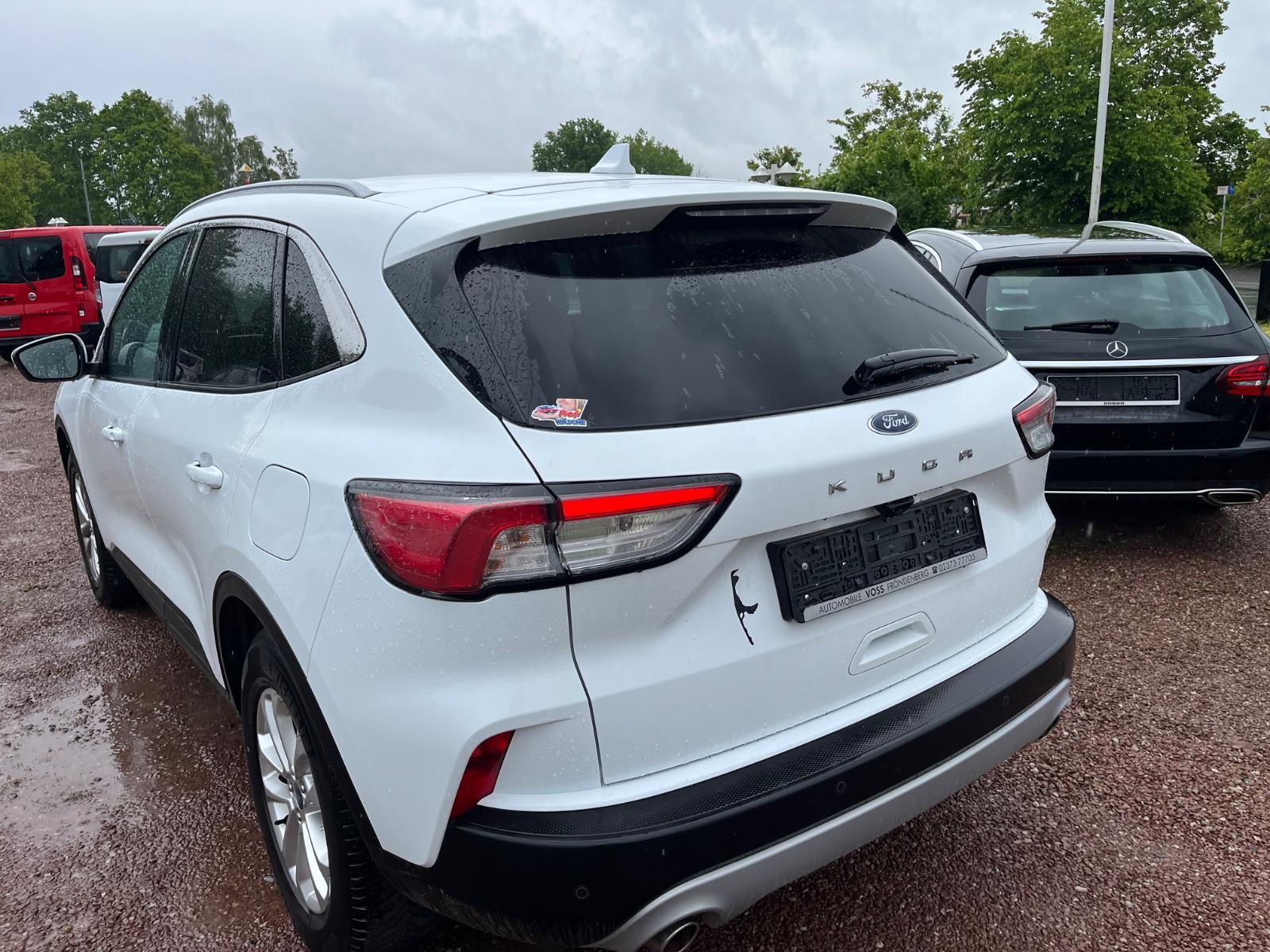 Ford Kuga Titanium,Head up,Kamera