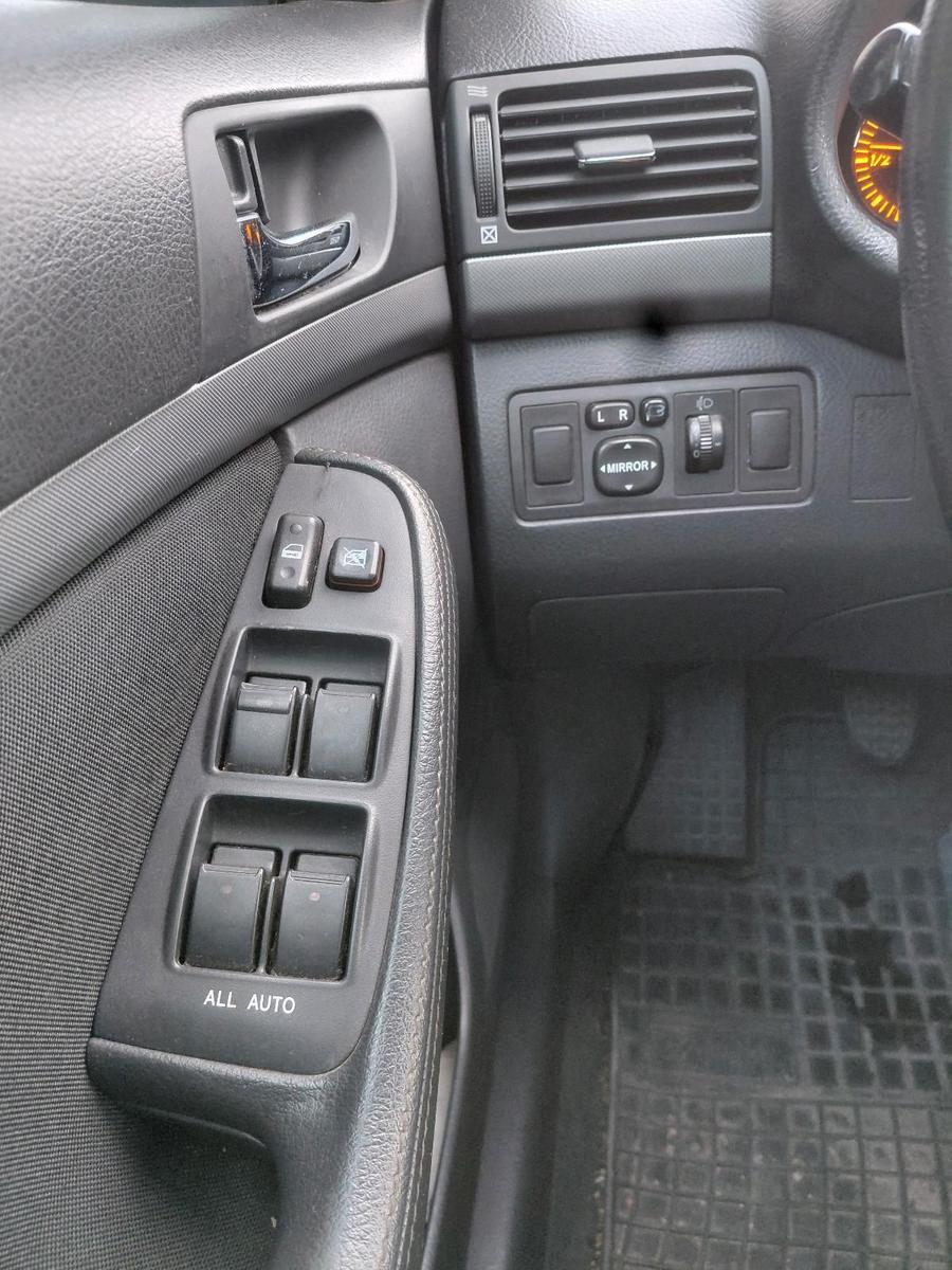 Toyota Avensis 2007 — photo 11