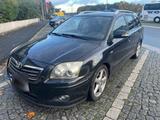 Toyota Avensis - Toyota Avensis in Wuppertal
