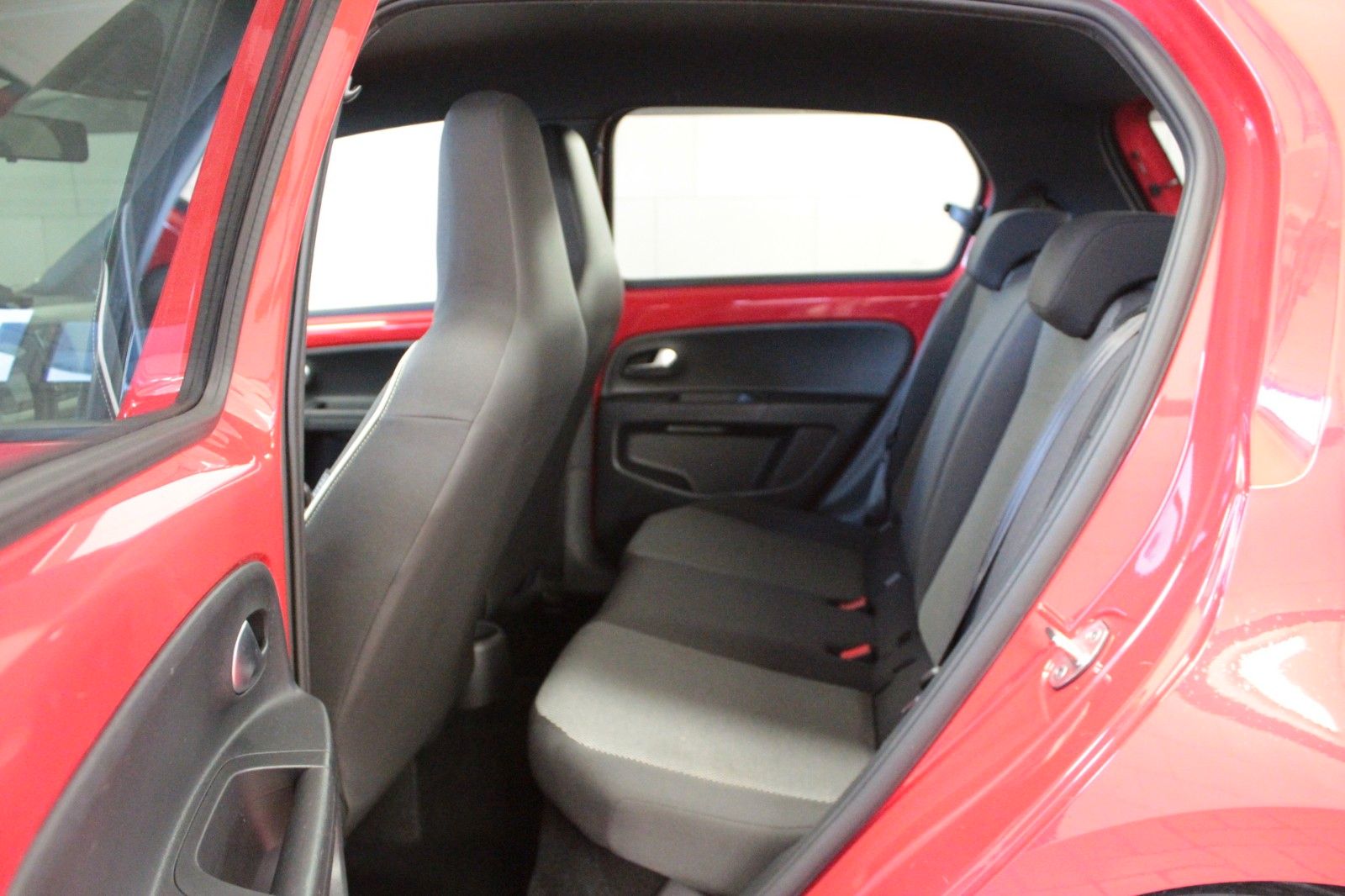 Fahrzeugabbildung SEAT Mii 1.0 Chic   5 türig  *Sitzheizung