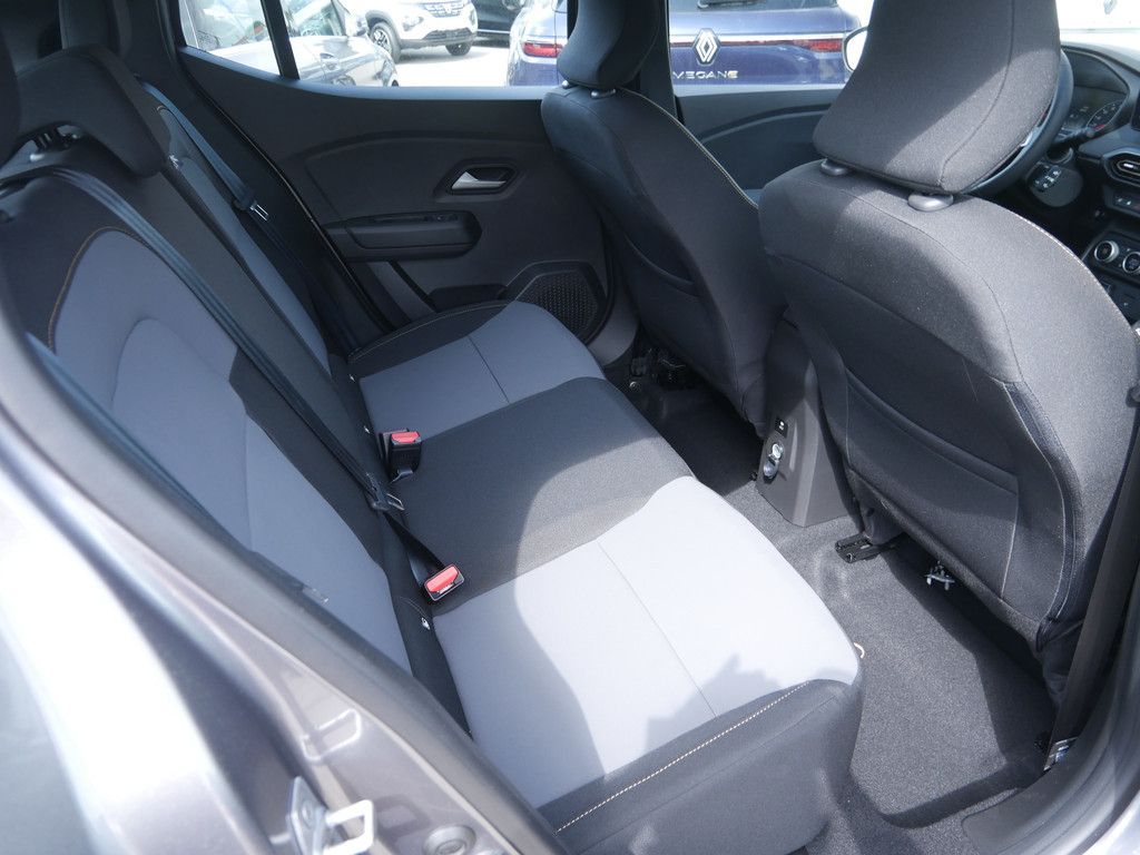 Fahrzeugabbildung Dacia Sandero Stepway Extreme TCe 110