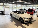 BMW 220 i Cabrio Automatik Sport Line - BMW 220 in Köln