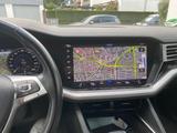 Volkswagen Touareg 3.0 V6 TDI 170kW 4MOTION Tiptronic - - Volkswagen Touareg mit Diesel-Antrieb: Vollleder, mit Apple Carplay