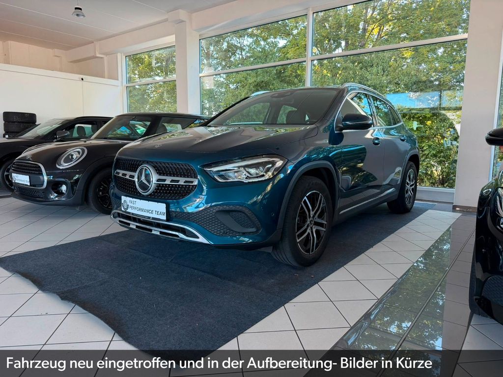 Image of Mercedes-Benz GLA 200