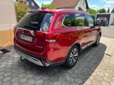 Mitsubishi Outlander 2.0 MIVEC Diamant ClearTec 2WD CVT... - gebrauchte Mitsubishi Outlander aus dem Jahr 2019