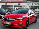Opel Astra K Sports Tourer Dynamic*TÜV*INS* - Opel Astra mit Diesel-Antrieb: Kombi