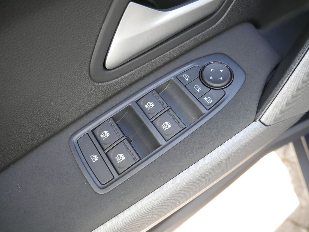 Fahrzeugabbildung Dacia Bigster Journey Hybrid 155