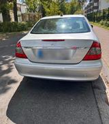 Mercedes-Benz Mercedes Benz E 200 W211 Neuer Tüv ! - Mercedes-Benz E-Klasse W211 mit Benzin-Antrieb