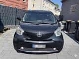Toyota iQ-TÜV NEU/Keyless Top Zustand - Toyota IQ in Düsseldorf