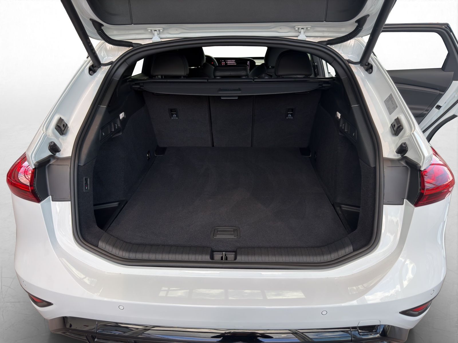 Audi A6 e-tron - Bild 11