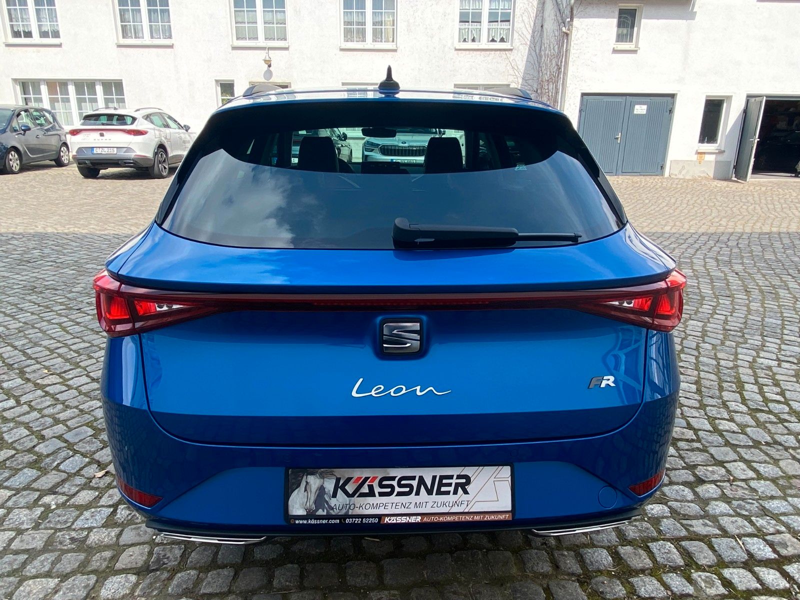 Fahrzeugabbildung SEAT Leon Sportstourer 1.5 eTSI FR *DSG *AHZV