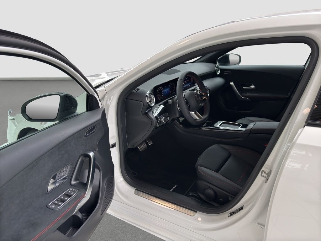 Fahrzeugabbildung Mercedes-Benz A 200 d AMG*NIGHT*LED*SpurH*AUT*Kam.*PDC*ParkAss