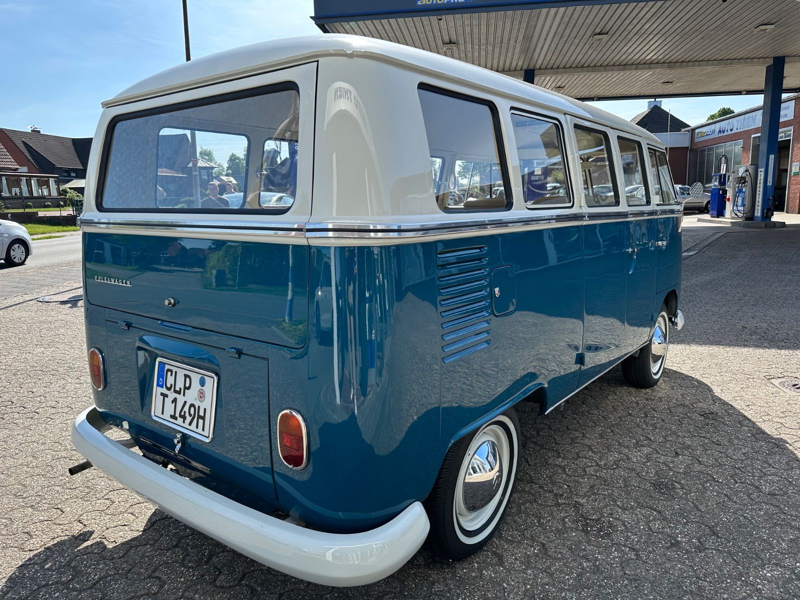 Fahrzeugabbildung Volkswagen T1 Bus 13-Fenster-Ausführung  Modelljahr 1966