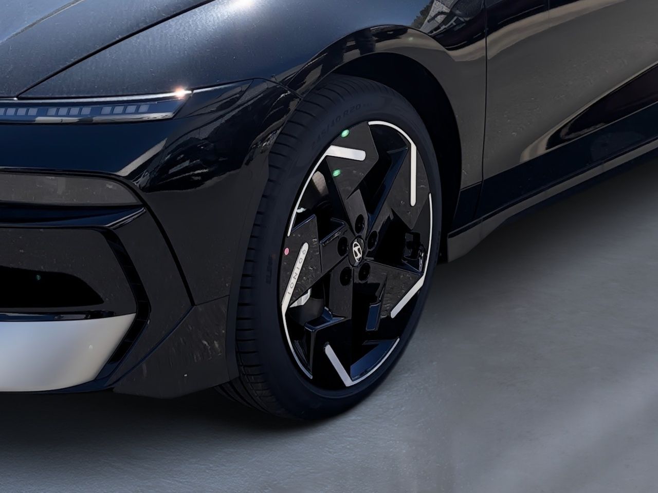 Fahrzeugabbildung Hyundai IONIQ 6 UNIQ *USB*