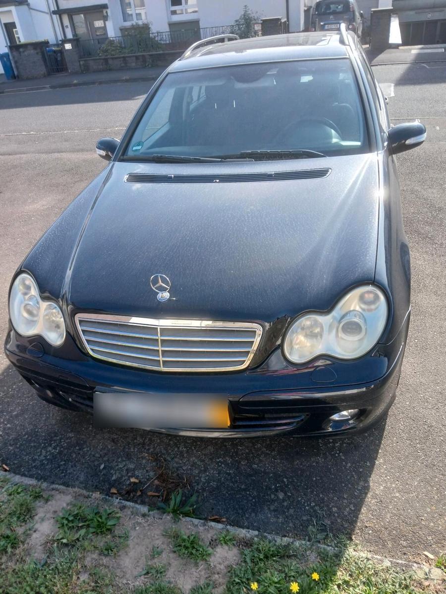 Mercedes-Benz  2004 — photo 13