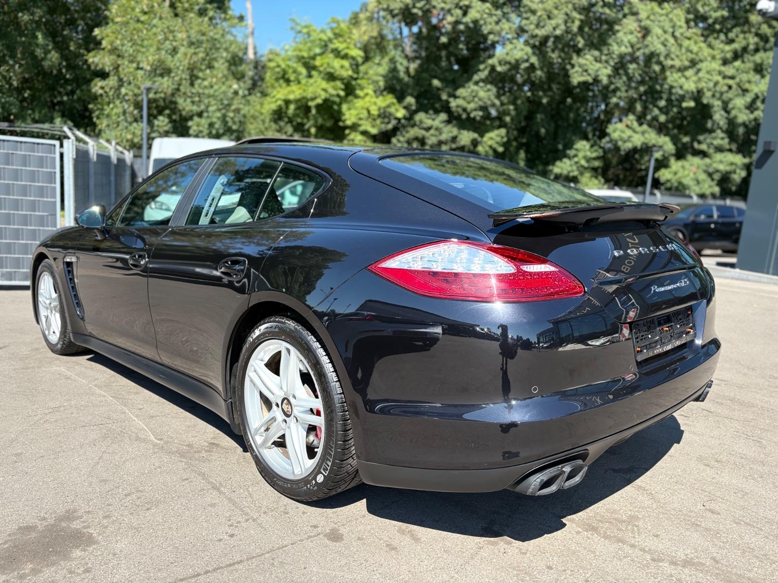 Porsche PANAMERA GTS*BOSE*SCHIEBEDACH*CHRONO*SPORTABGAS*