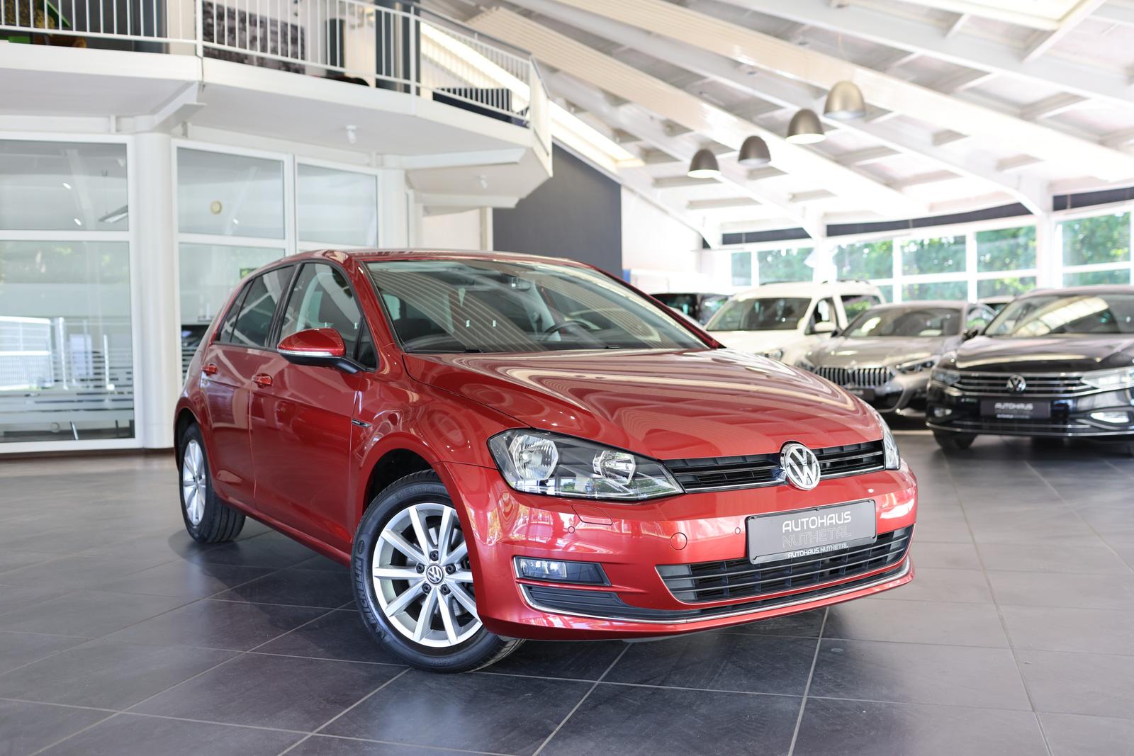 Volkswagen Golf VII 1,4 TSI LOUNGE BMT NAVIGATION