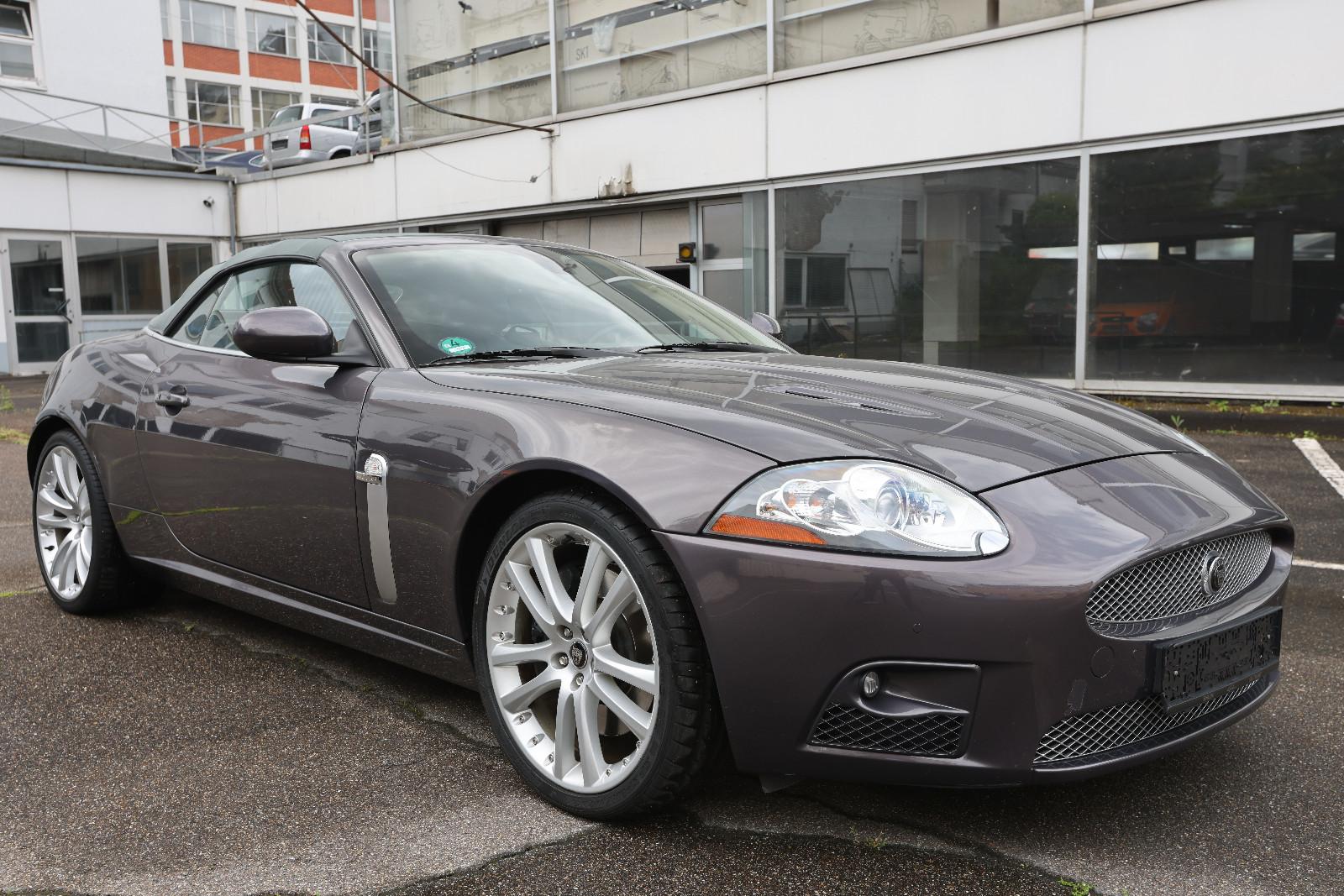 Jaguar XKR